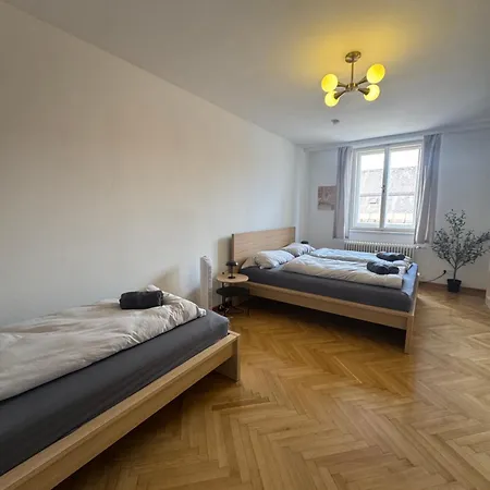 Cozy Big Old Town Apartamento Klagenfurt am Woerthersee